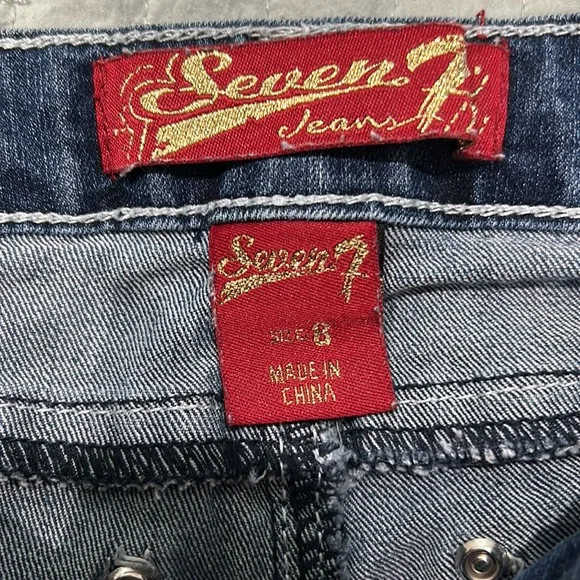 Cute jeans with decorative elements - Picture 5 of 5